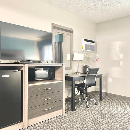 Days Inn & Suites by Wyndham Spokane Eksteriør bilde