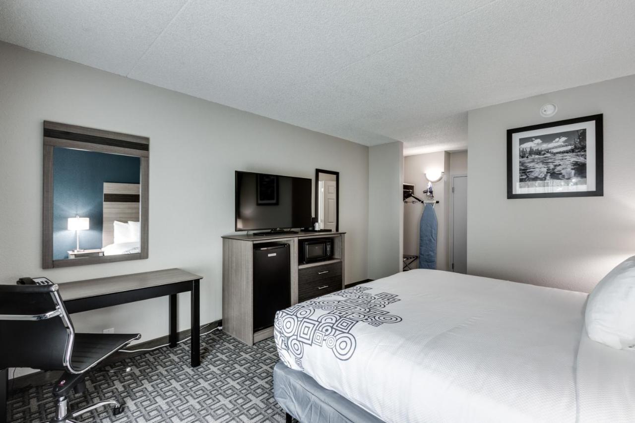 Days Inn & Suites by Wyndham Spokane Eksteriør bilde