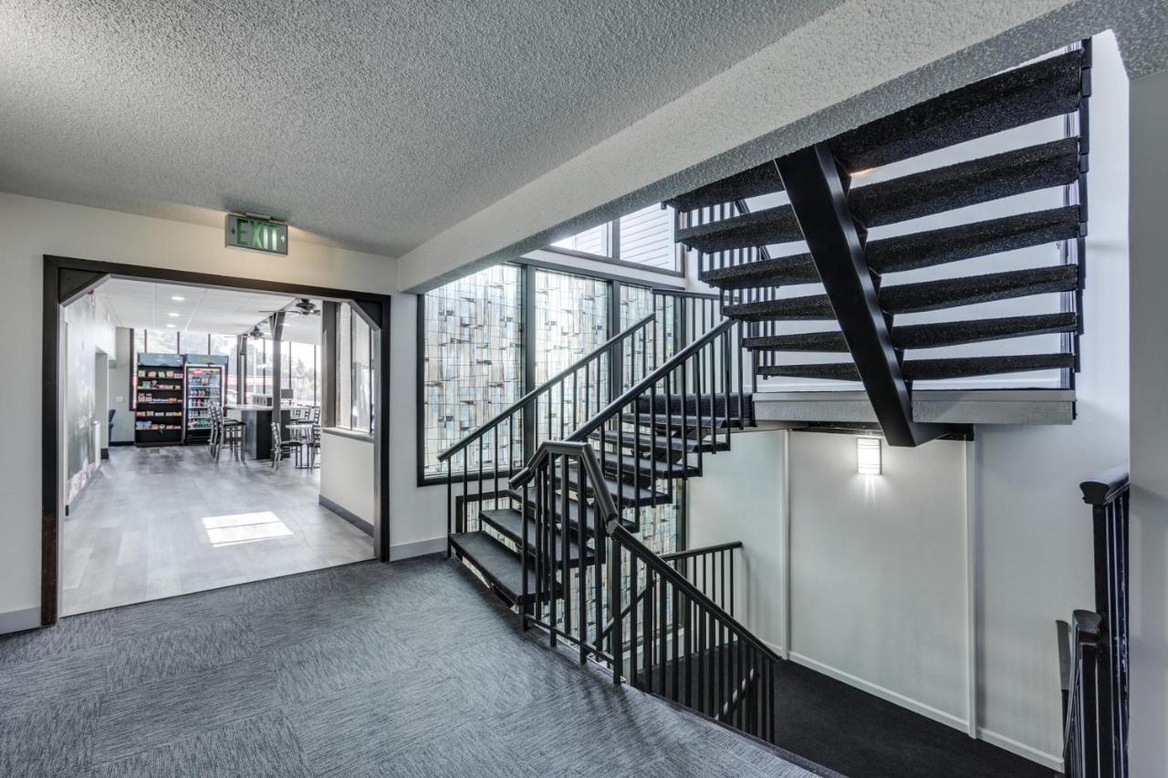 Days Inn & Suites by Wyndham Spokane Eksteriør bilde
