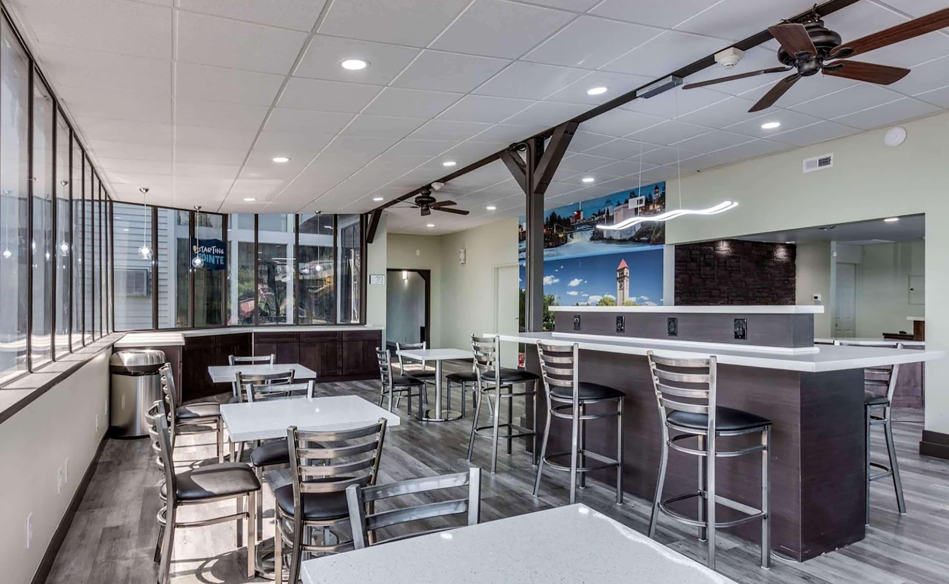 Days Inn & Suites by Wyndham Spokane Eksteriør bilde