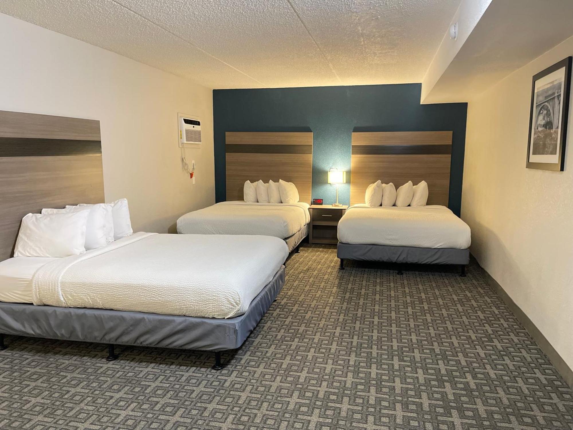 Days Inn & Suites by Wyndham Spokane Eksteriør bilde