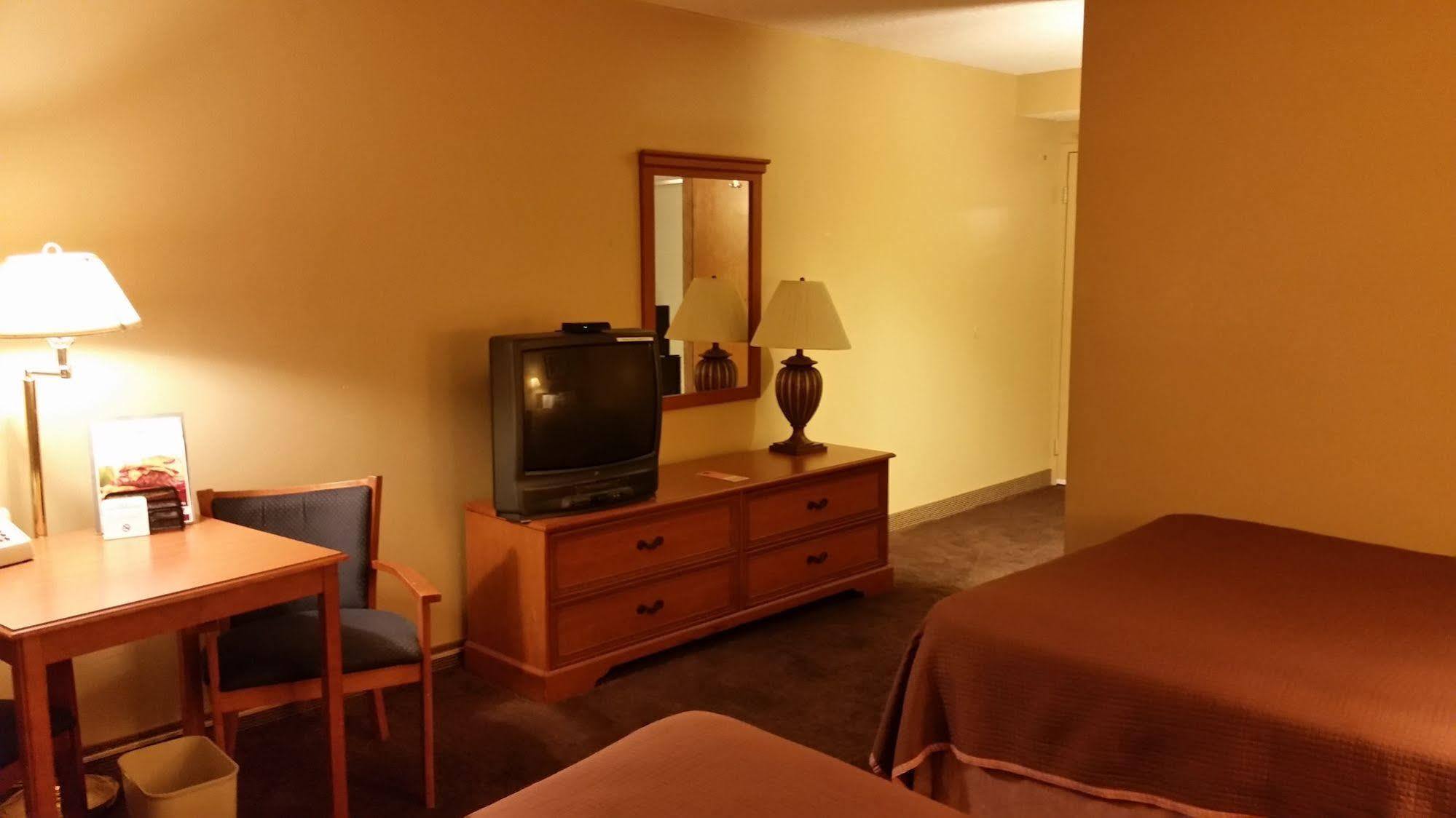Days Inn & Suites by Wyndham Spokane Eksteriør bilde